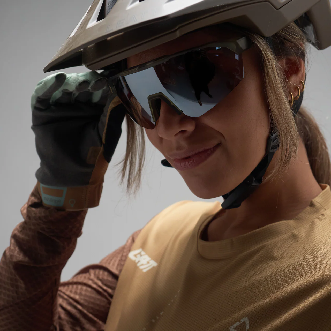 Sunglasses SpeedViz Lite - Grey Cryztal Rose 74 VLT - Image 7