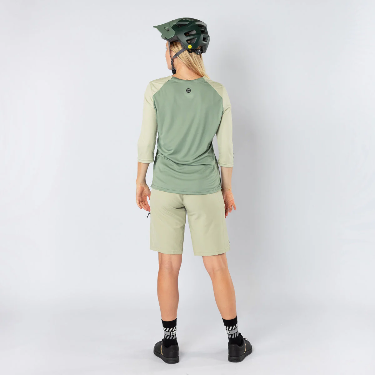Damen Carve 1.0 H-H Shorts - sand - Image 3
