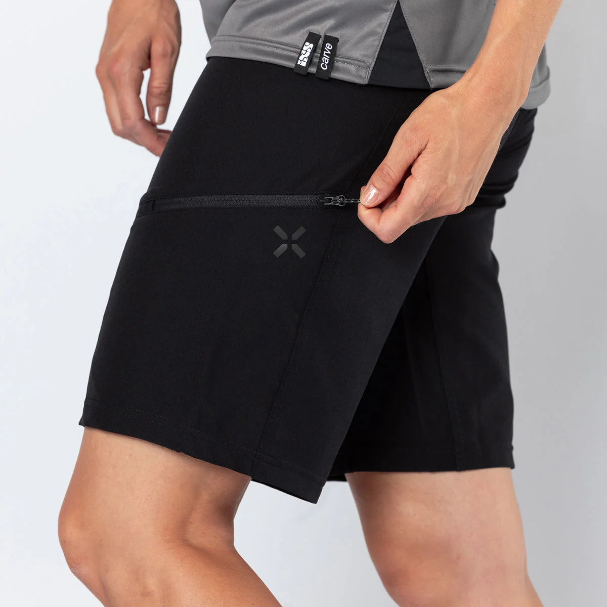 Damen Carve 1.0 H-H Shorts - schwarz - Image 5