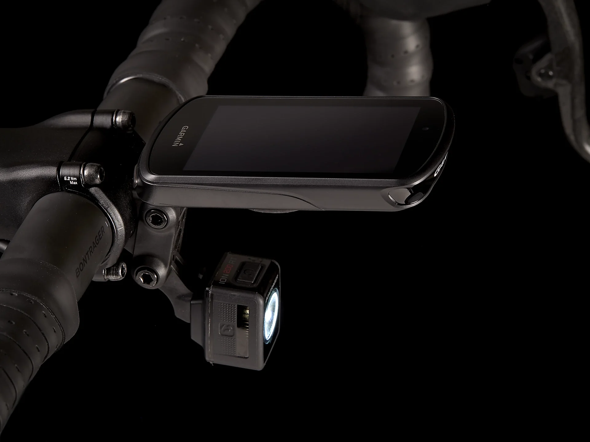 Domane SLR 6 eTap Gen 4 Metallic Red Smoke to Red Carbon Smoke - Image 12