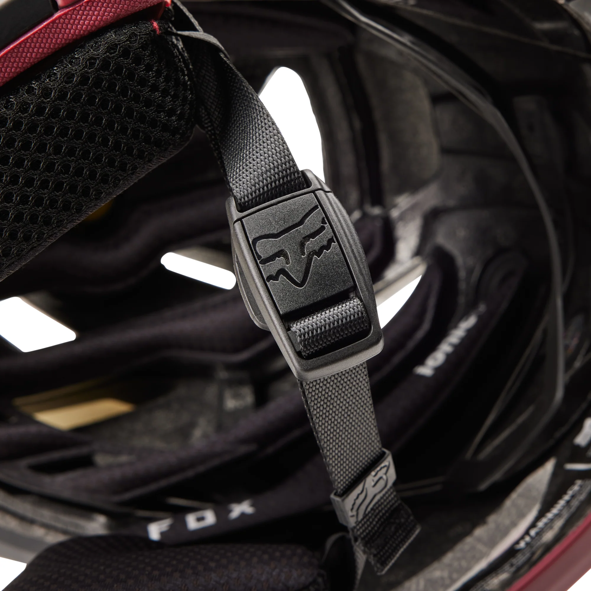Proframe RS Mash Helm - Bordeaux - Image 10