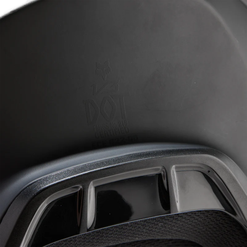 V3 Solid Helmet - Matte Black - Image 9