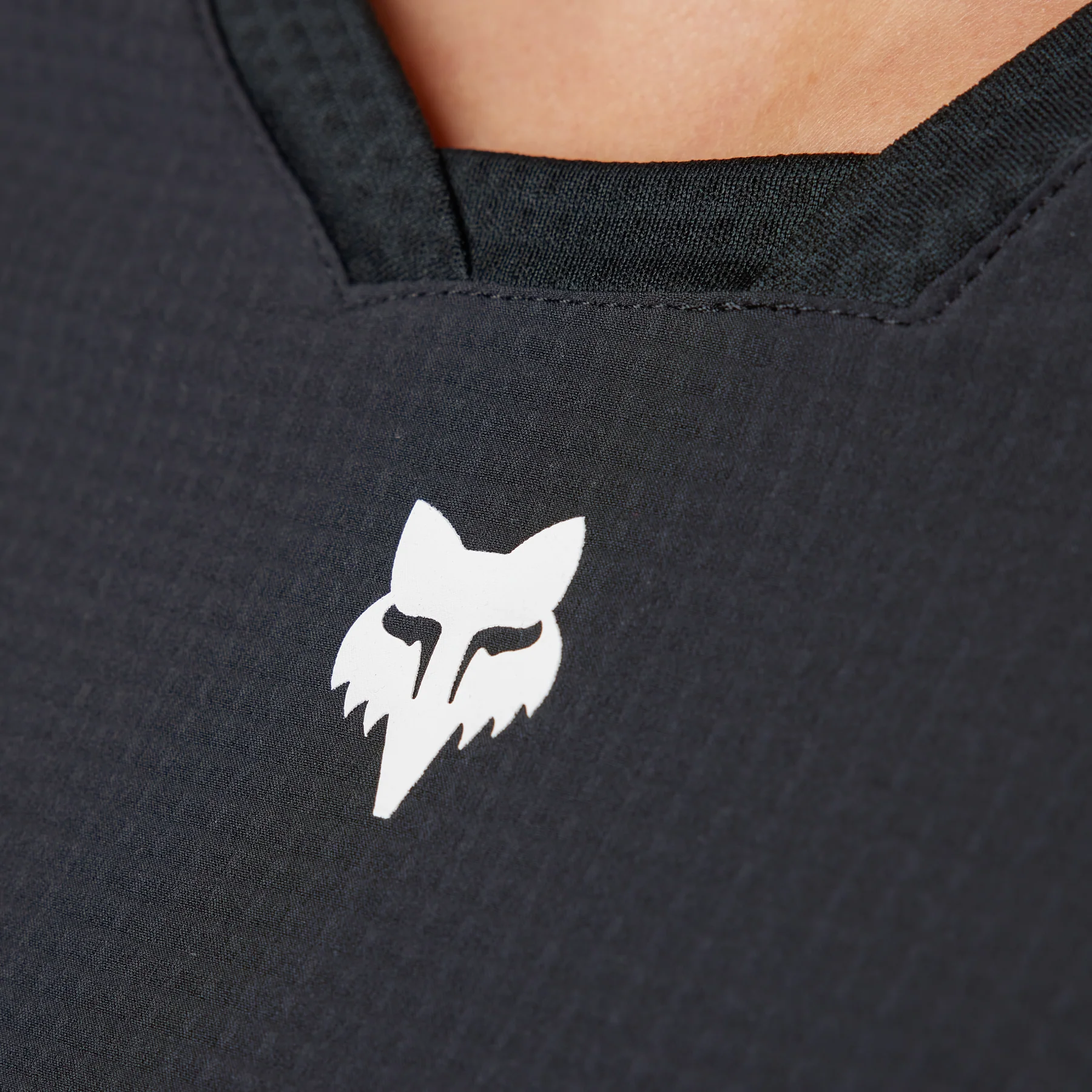 Women's Defend Thermal Jersey - Black - Image 6