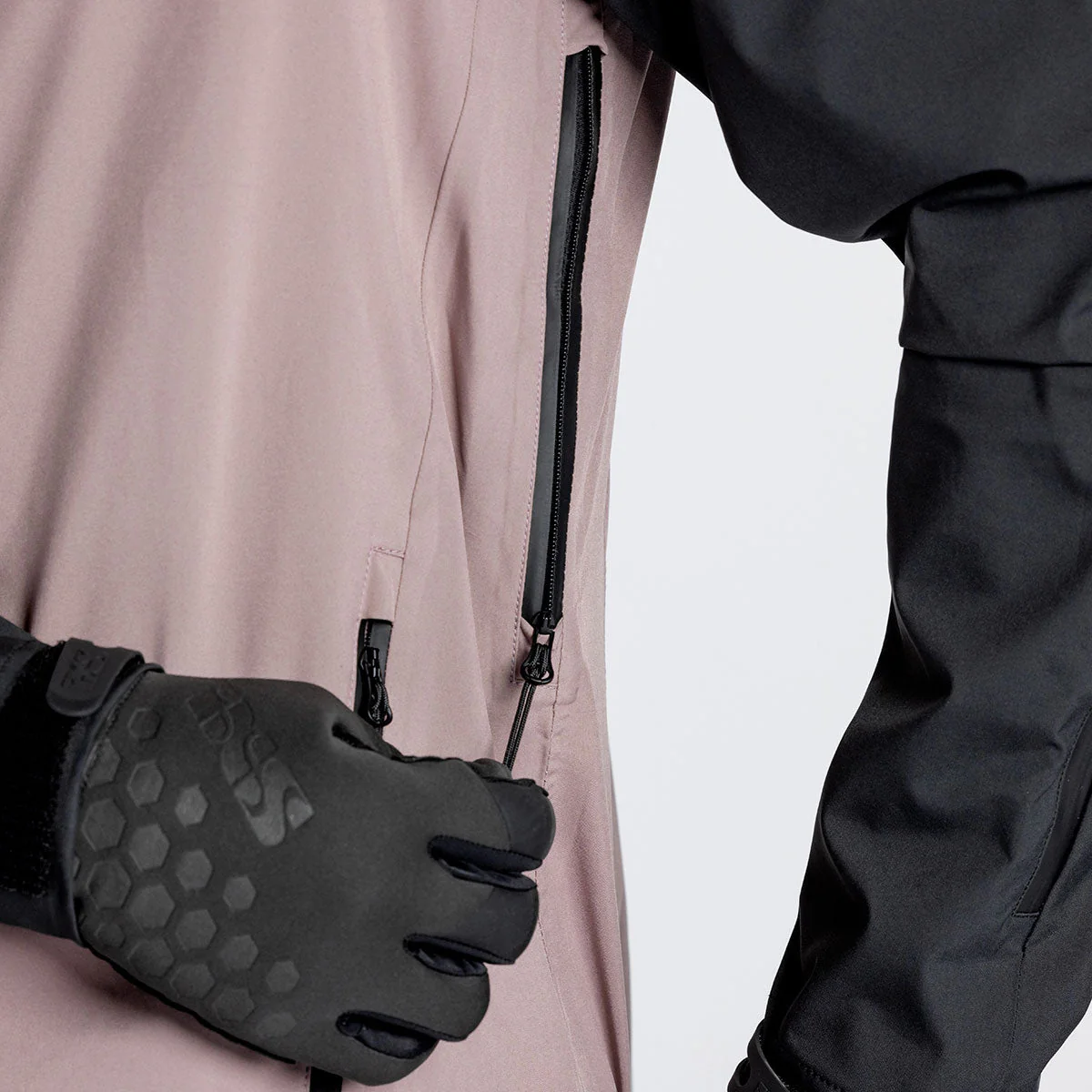 Carve All-Weather Jacket 2.0 - Black Taupe - Image 9