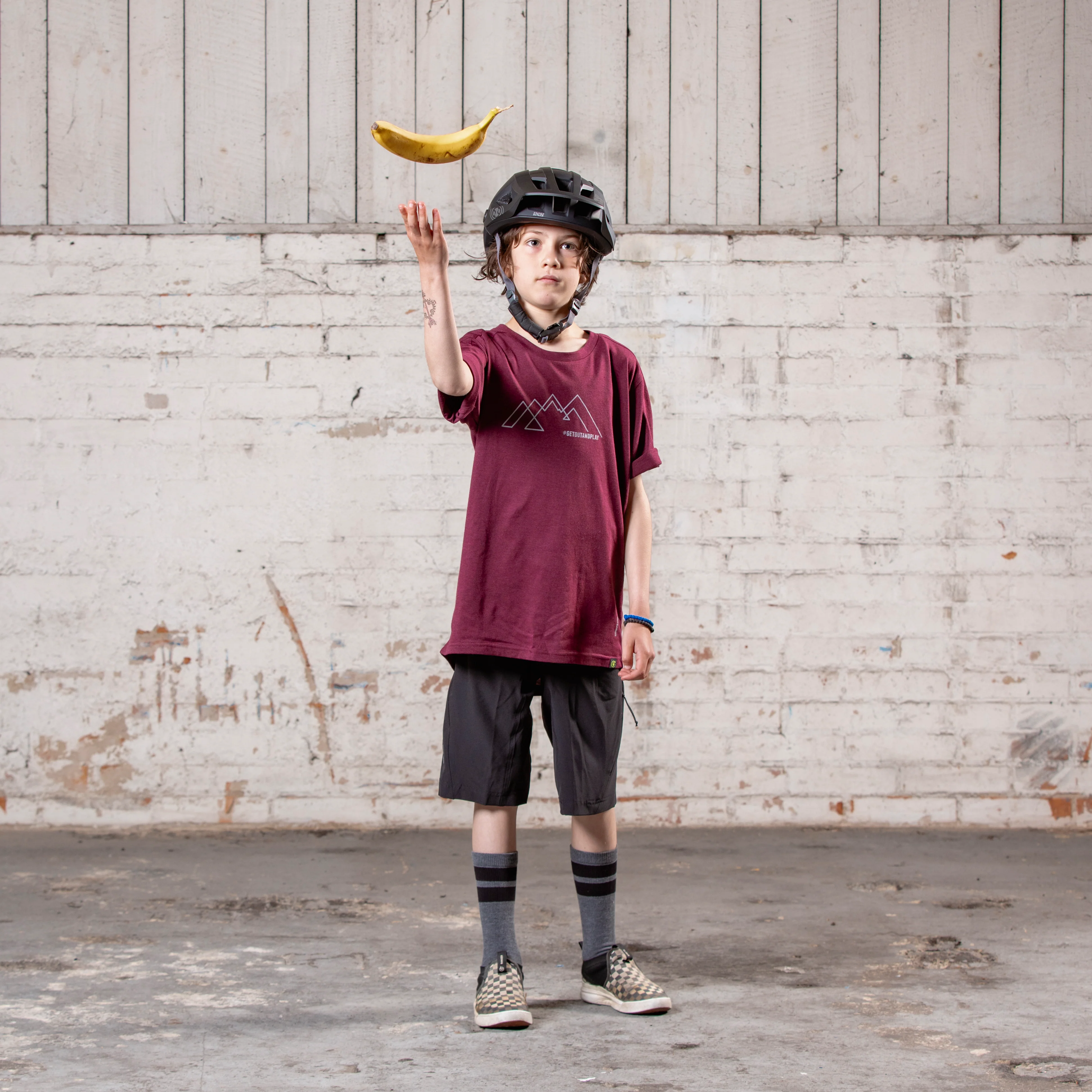 Flow Kids Tech Tee getoutandplay raisin - Image 5