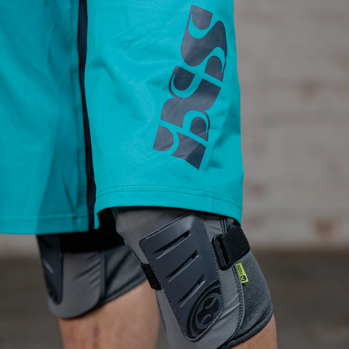 Trigger Fahrradhose kurz - Türkis/Schwarz - Image 5