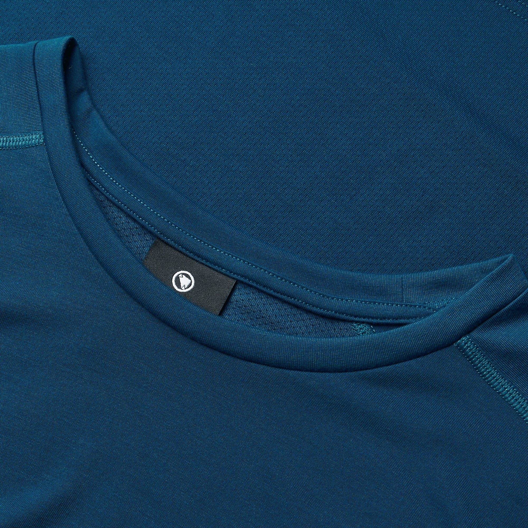 Loop Long Sleeve Tech Tee - barra blue - Image 6