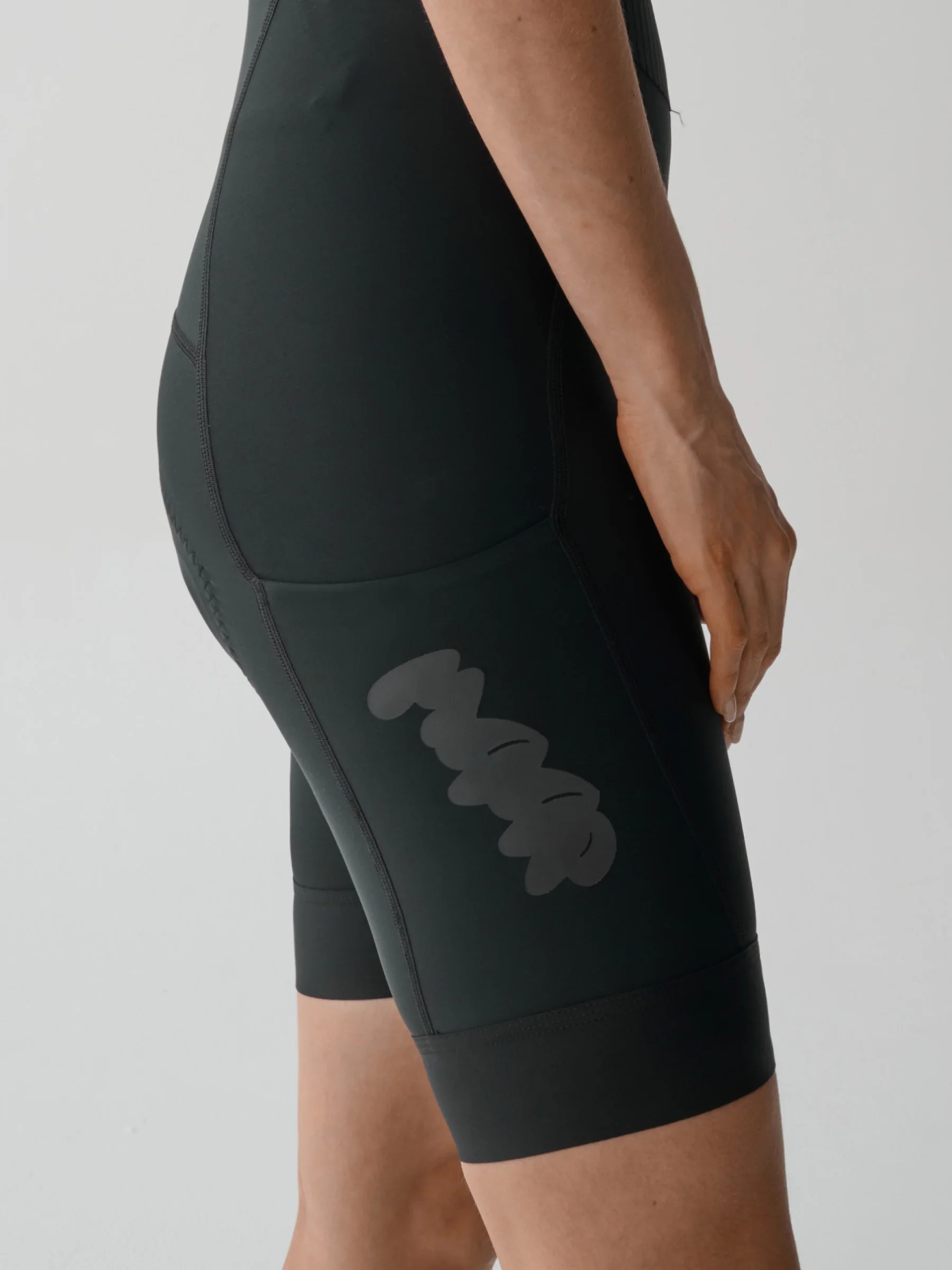 Womens Aerate Team Bib Evo Cargo - Black - Image 5