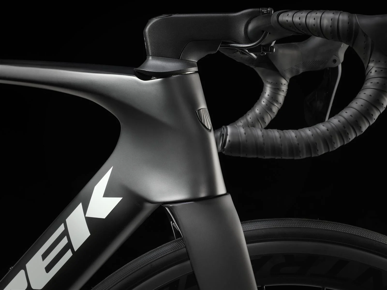 Madone SL 6 Matte Carbon Smoke - Image 4
