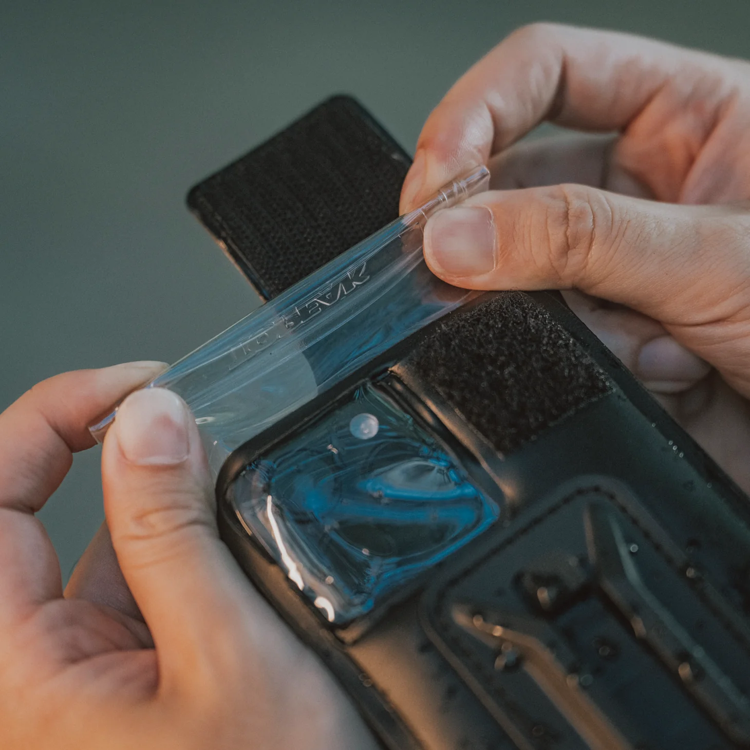 Phone DryBag S - Image 4