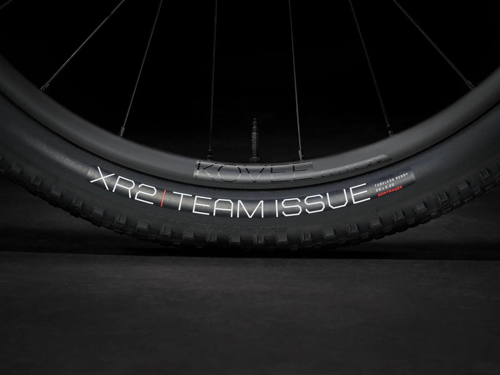 Procaliber 9.7 AXS White Prismatic - Image 7