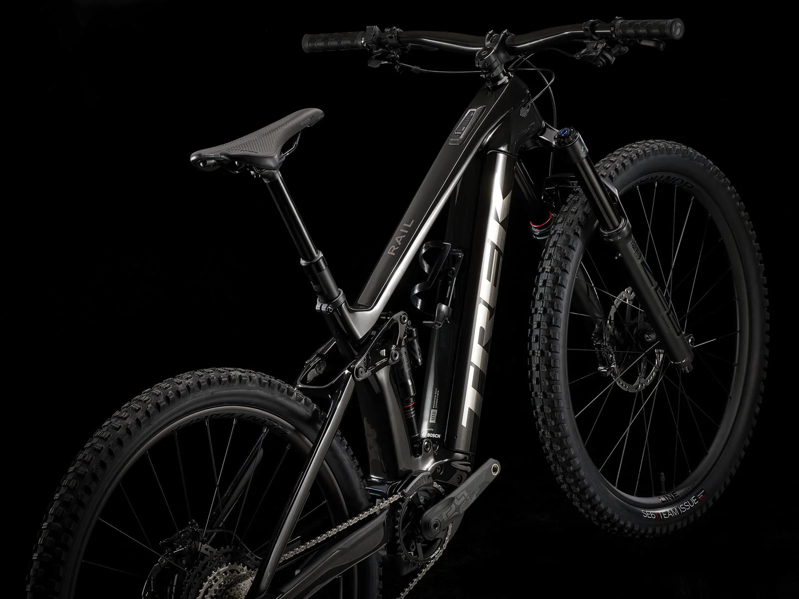 Rail 9.8 XT Deep Smoke 750Wh - Image 3