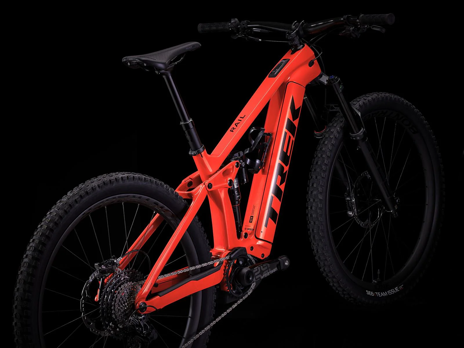 Rail 9.9 CXR Lava 750Wh - Image 3