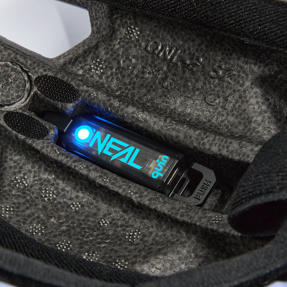 Trailfinder EVO Solid V.25 Helm - black - Image 6