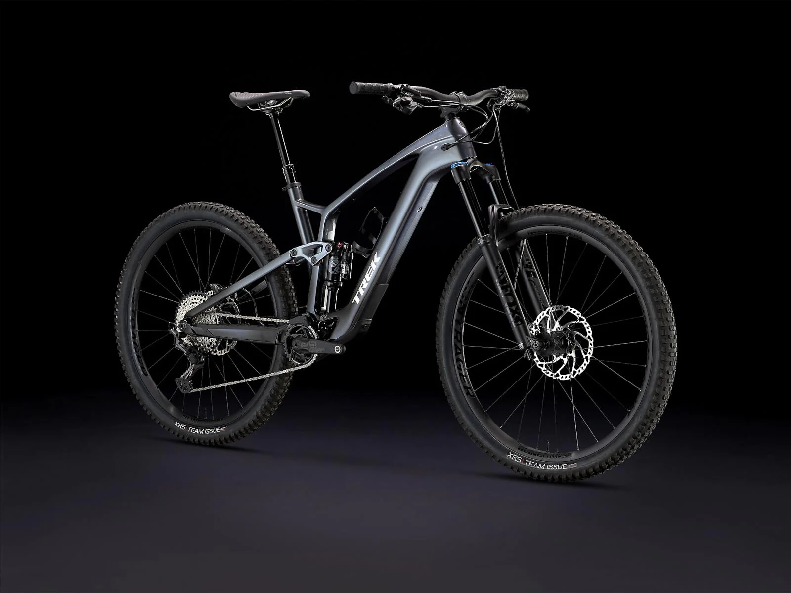 Fuel EXe 9.7 Matte Galactic Grey to Black Fade - Image 2