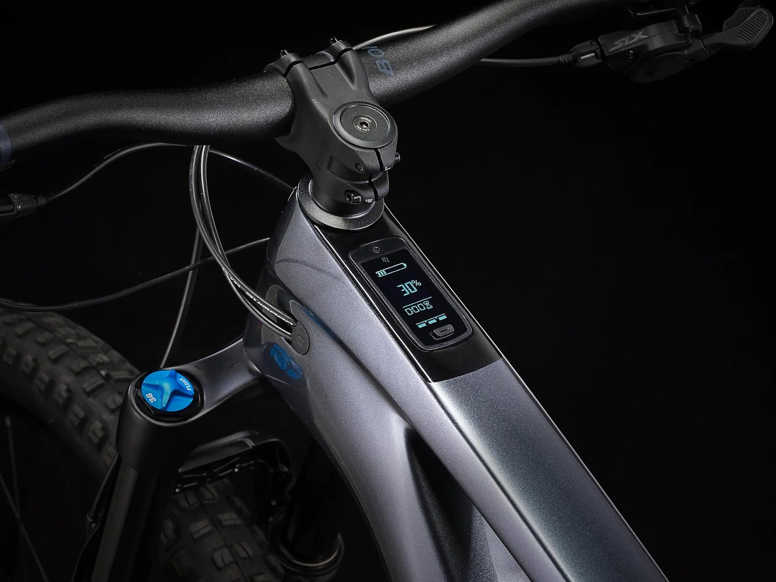 Fuel EXe 9.7 Matte Galactic Grey to Black Fade - Image 4