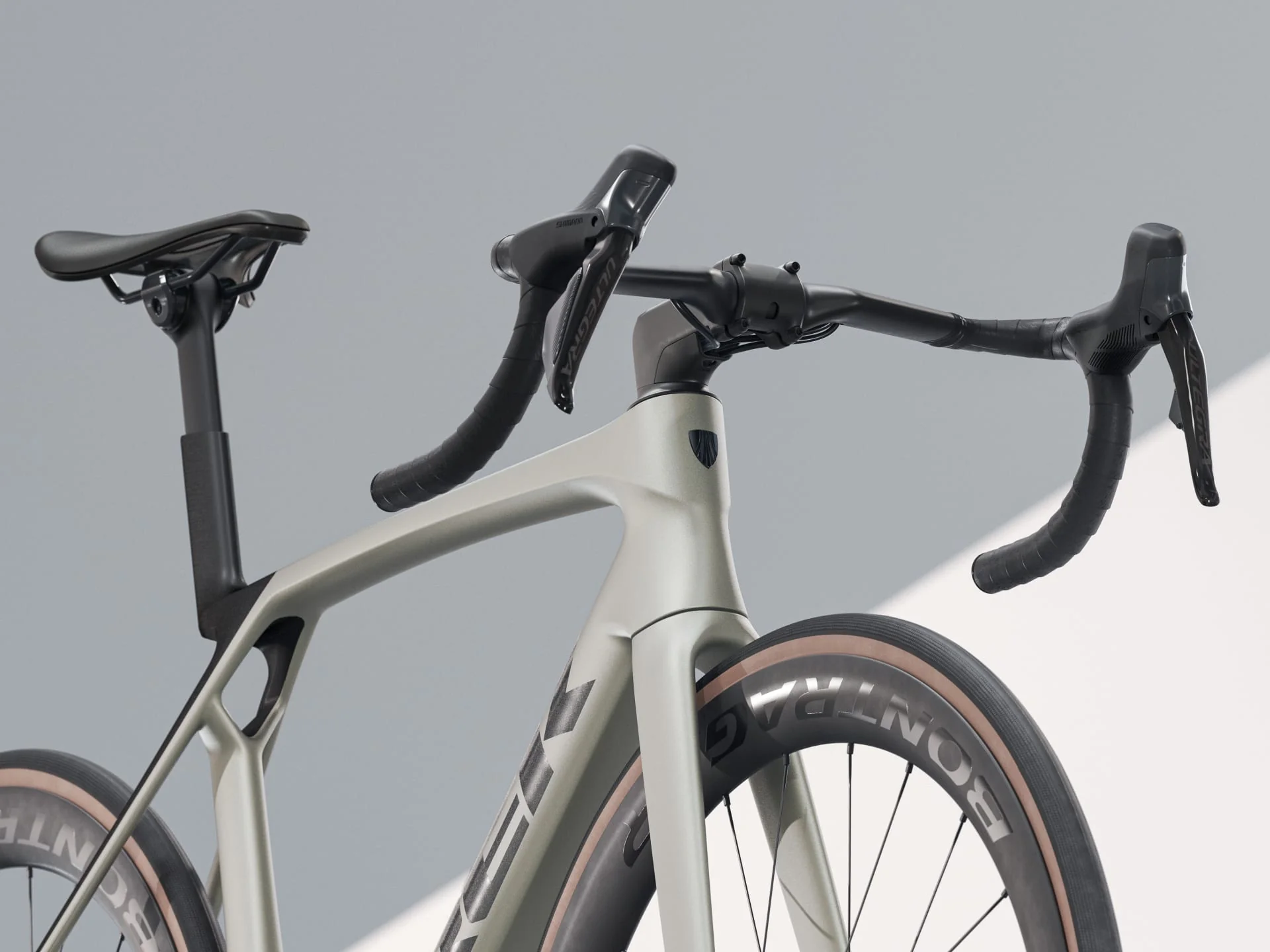 Madone SL 7 Gen 8 - Matte Lunar Silver - Image 5