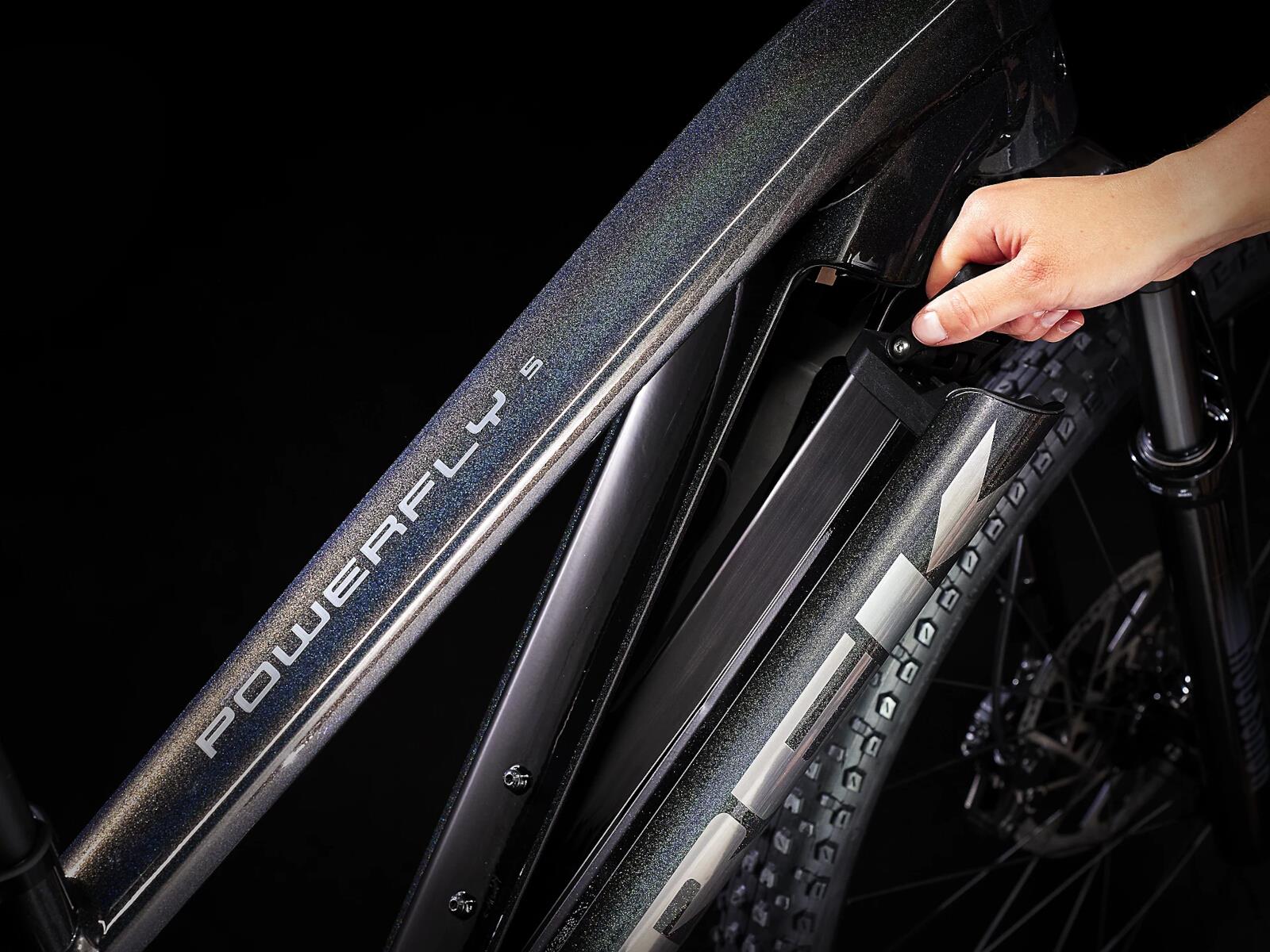 Powerfly 5 Gen 4 Dark Prismatic/Trek Black - Image 5